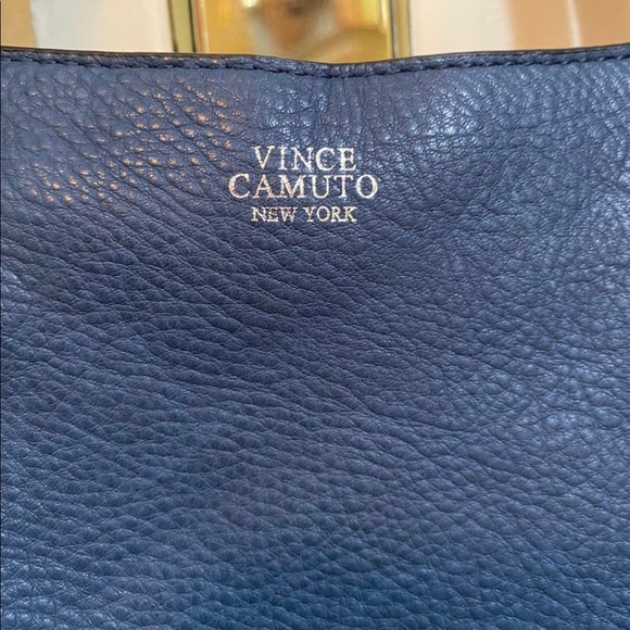 Vince Camuto leather satchel. - Picture 4 of 9